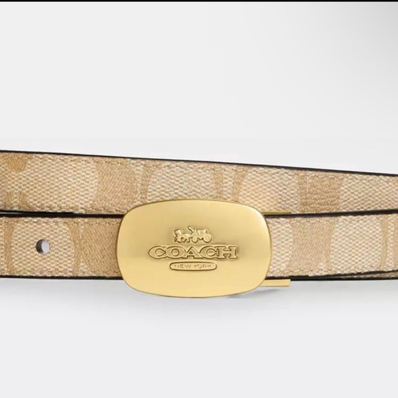 Authentic New Coach Belts w Interchangeable Buckles - Picture 11 of 12
